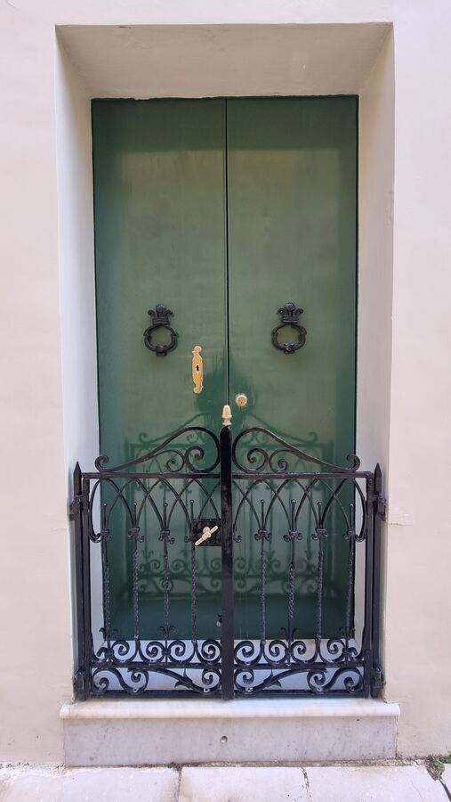 394 · 2025 · Porte