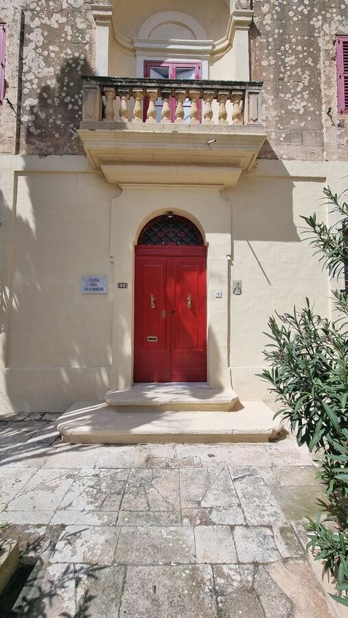 407 · 2025 · Porte
