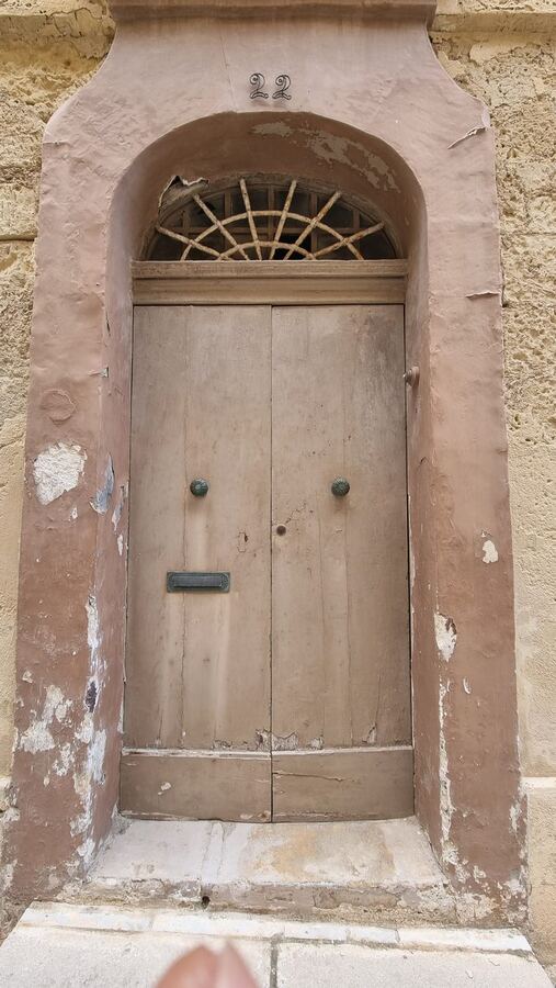 413 · 2025 · Porte