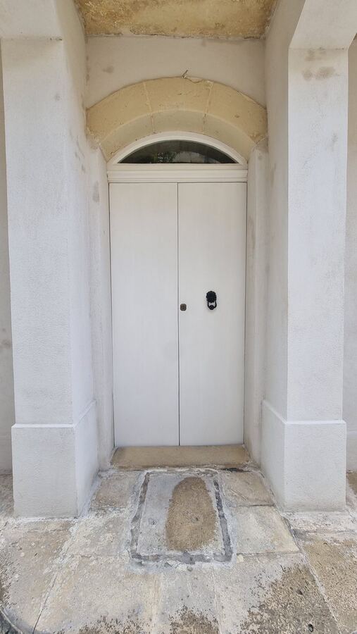 415 · 2025 · Porte